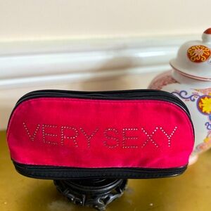 Victoria Secrets "The Sexiest On Earth" Makeup Bag